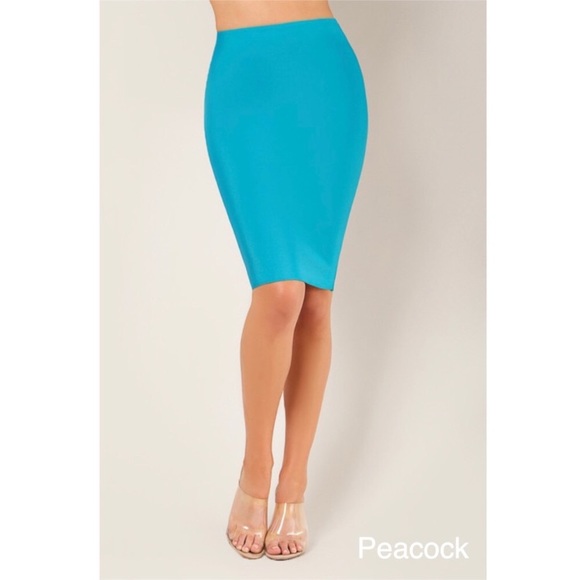 NWT WOW Couture Peacock Bandage Knit Pencil Skirt - Picture 1 of 5